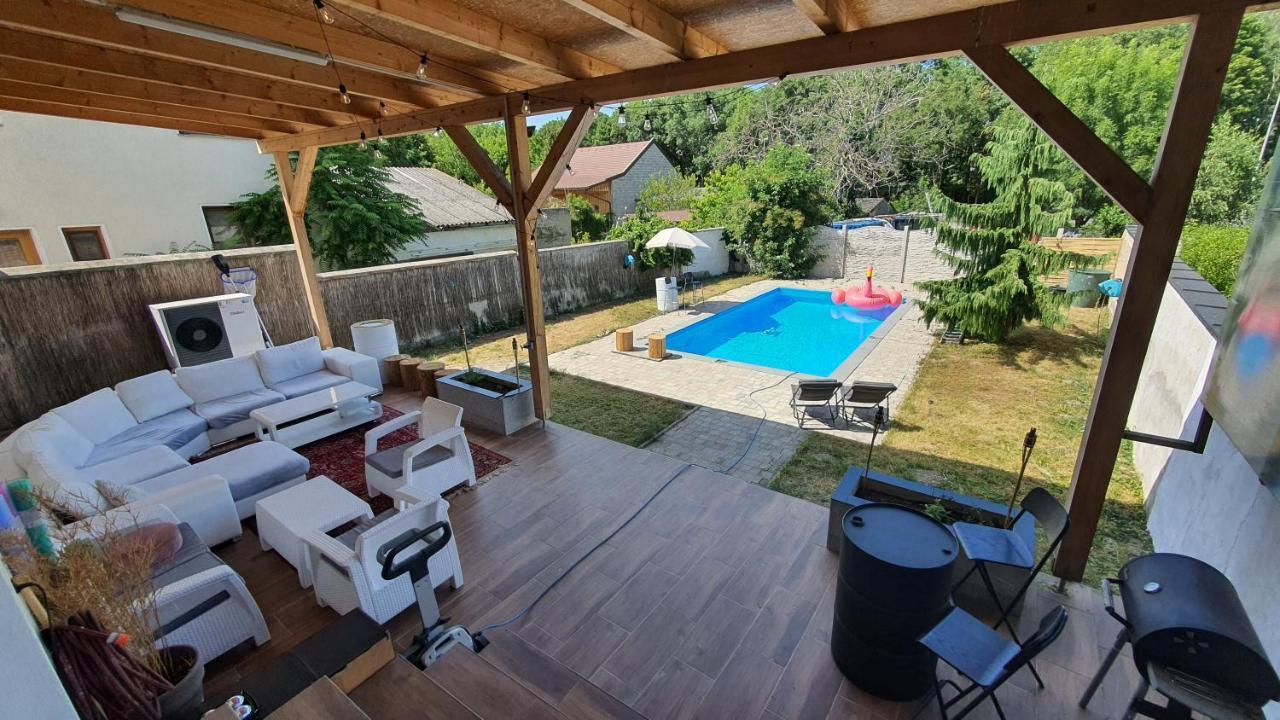 4 Room Flat With Garden And Pool Kittsee Dış mekan fotoğraf